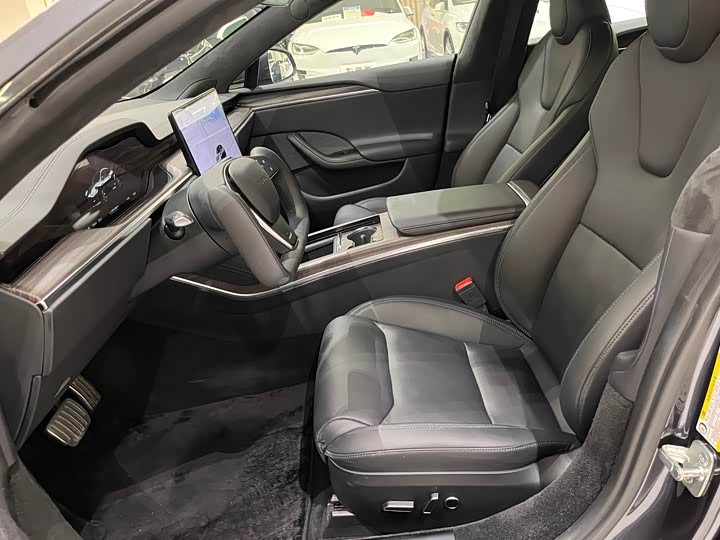 Фото 6 - Tesla Model S