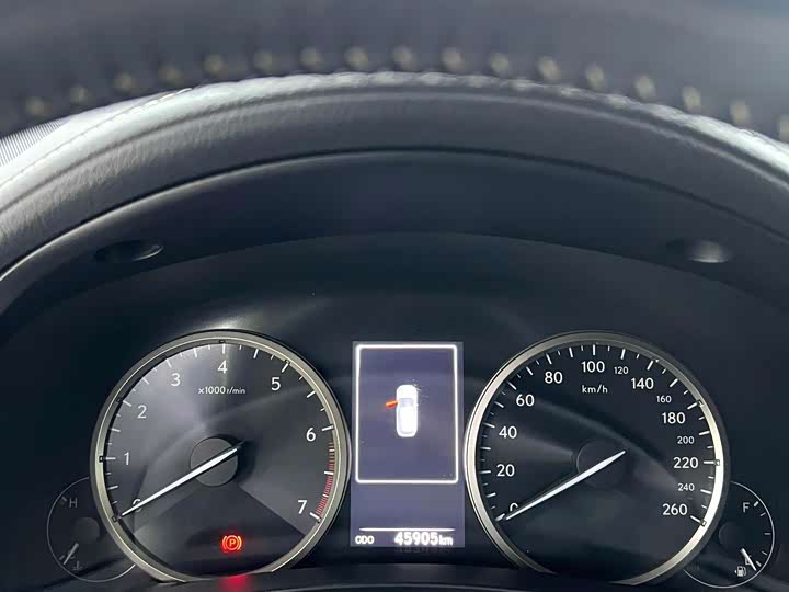 Фото 6 - Lexus NX