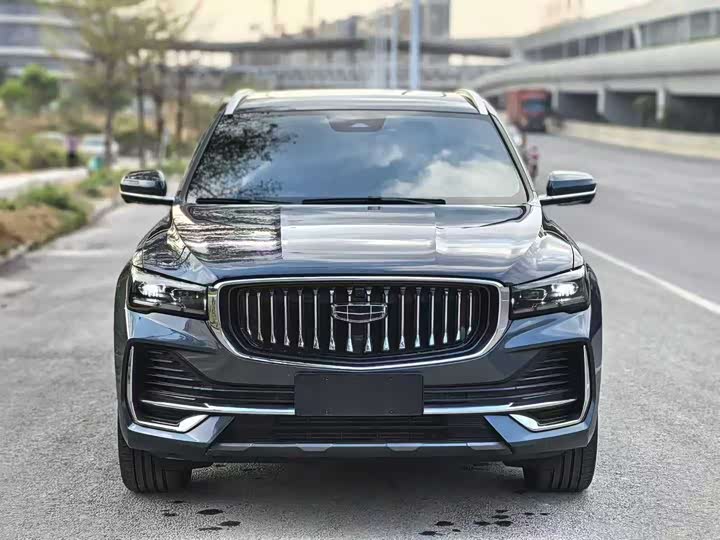 Фото 2 - Geely Monjaro