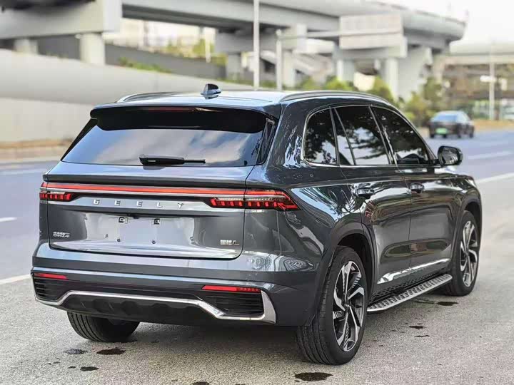 Фото 7 - Geely Monjaro