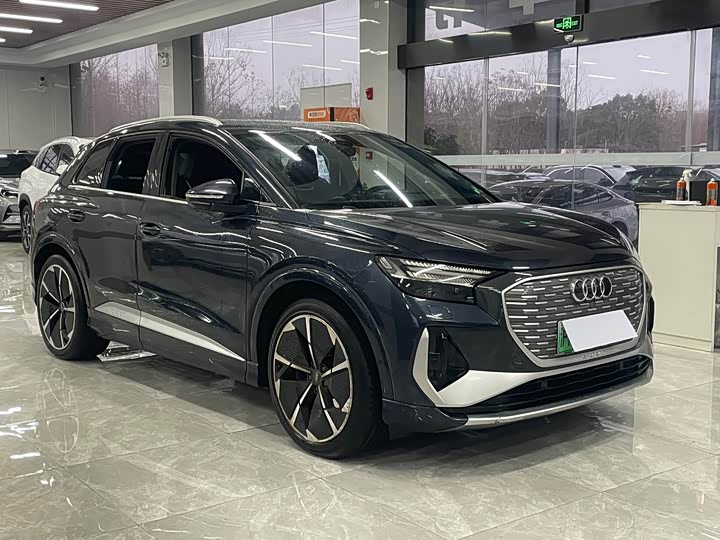 Фото 3 - Audi Q4 e-tron