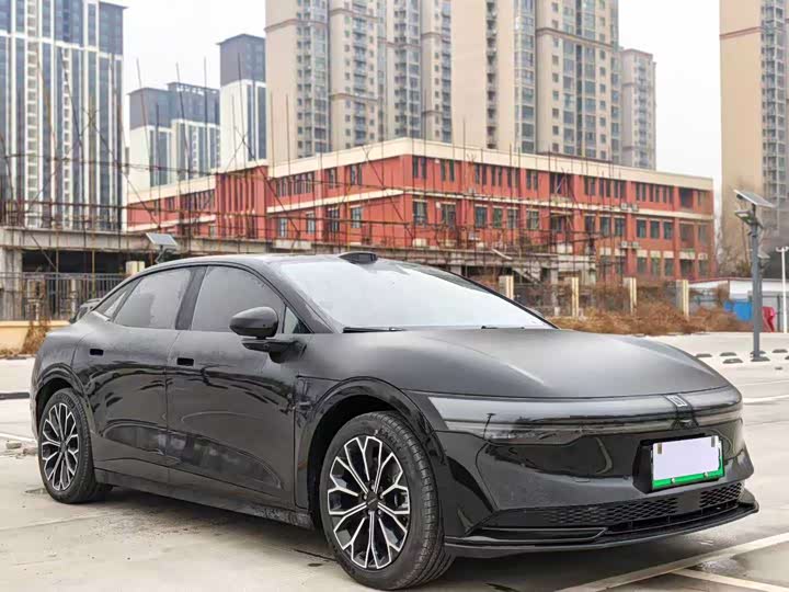 Фото 3 - Zeekr 007