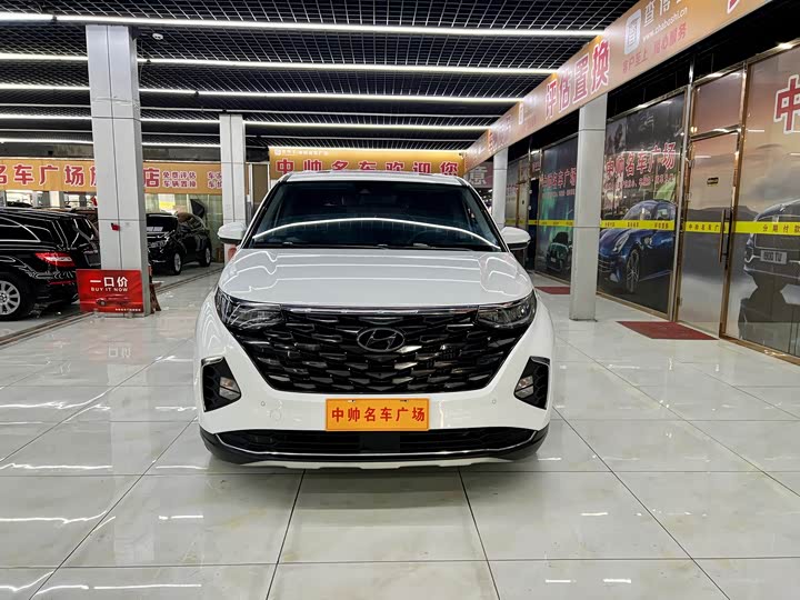 Фото 2 - Hyundai Custo