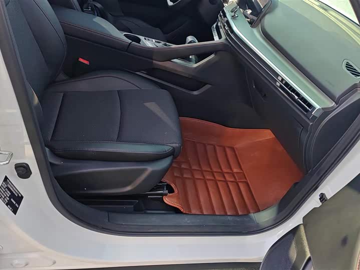 Фото 8 - Changan CS35 Plus