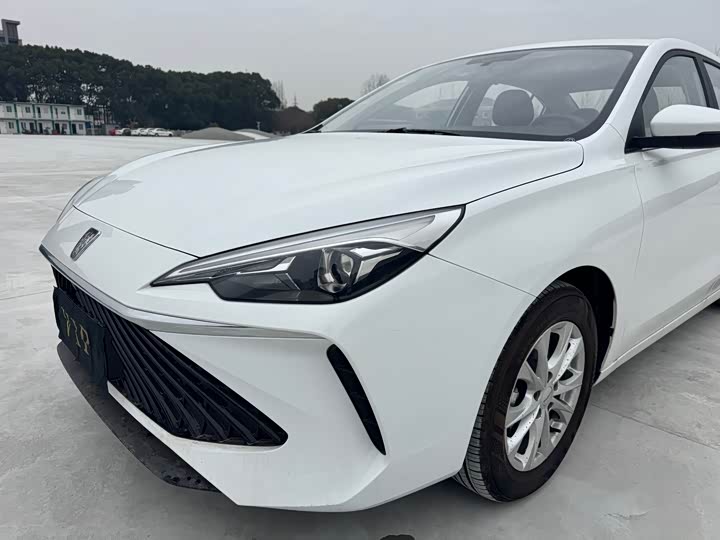 Фото 4 - Roewe i5