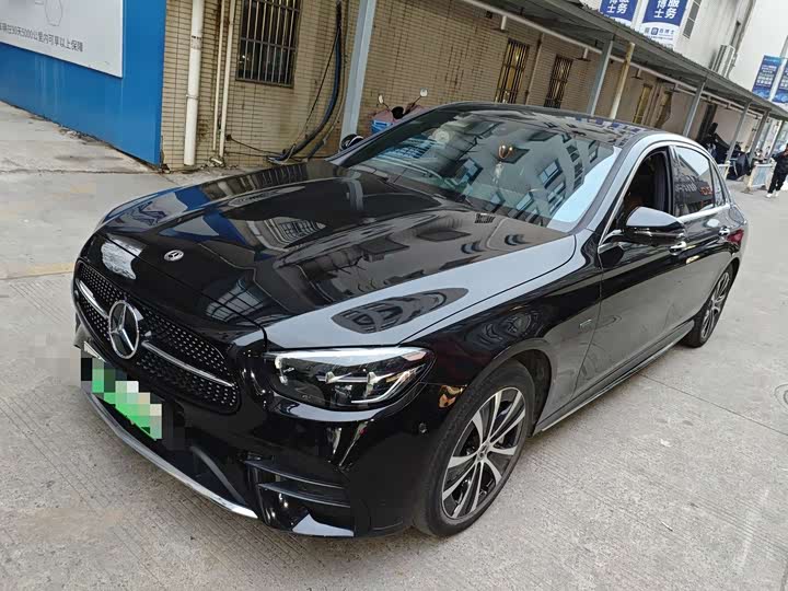 Фото 1 - Mercedes-Benz E-Class Hybrid