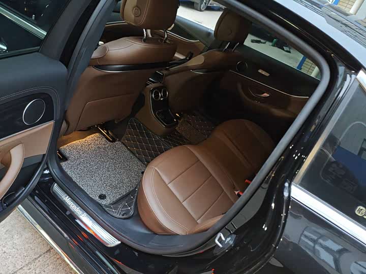 Фото 3 - Mercedes-Benz E-Class Hybrid