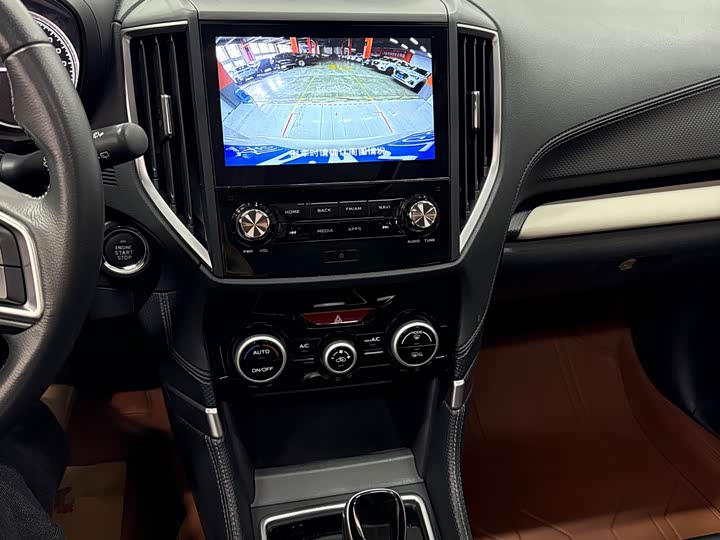 Фото 8 - Subaru Forester