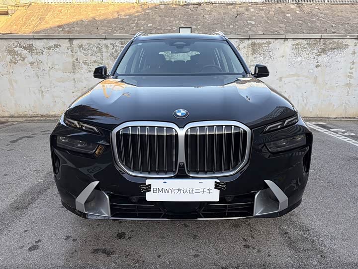 Фото 2 - BMW X7