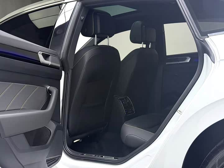 Фото 6 - Volkswagen CC