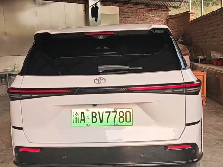 Фото 6 - Toyota bZ3X