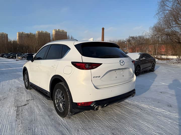 Фото 4 - Mazda CX-5