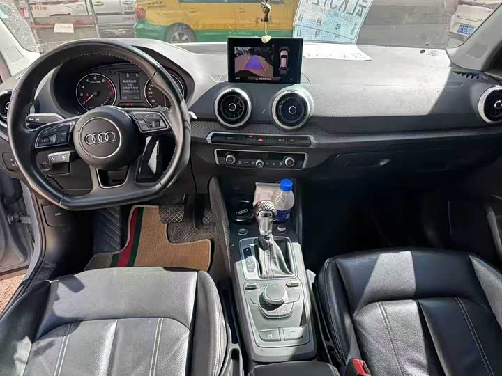 Фото 2 - Audi Q2L