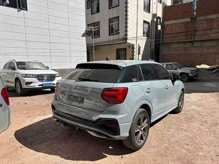 Фото 3 - Audi Q2L