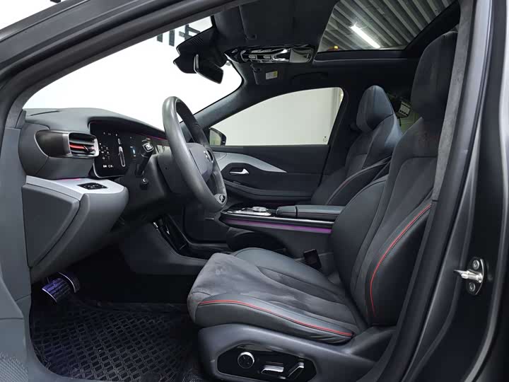 Фото 7 - BAIC Arcfox Alpha S