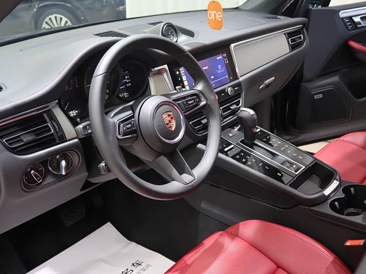 Фото 5 - Porsche Macan