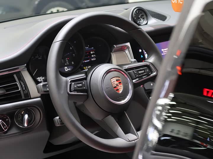 Фото 6 - Porsche Macan