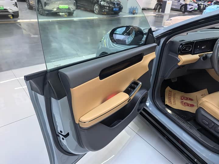 Фото 6 - Leapmotor C01