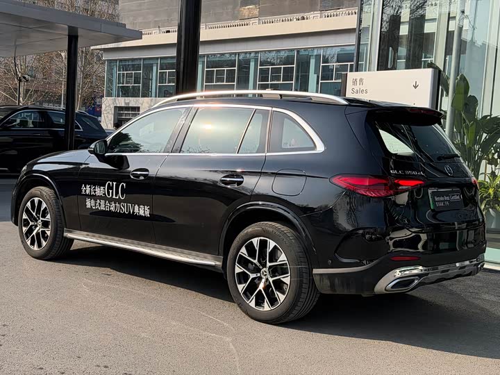 Photo 4 - Mercedes-Benz GLC-Class Hybrid