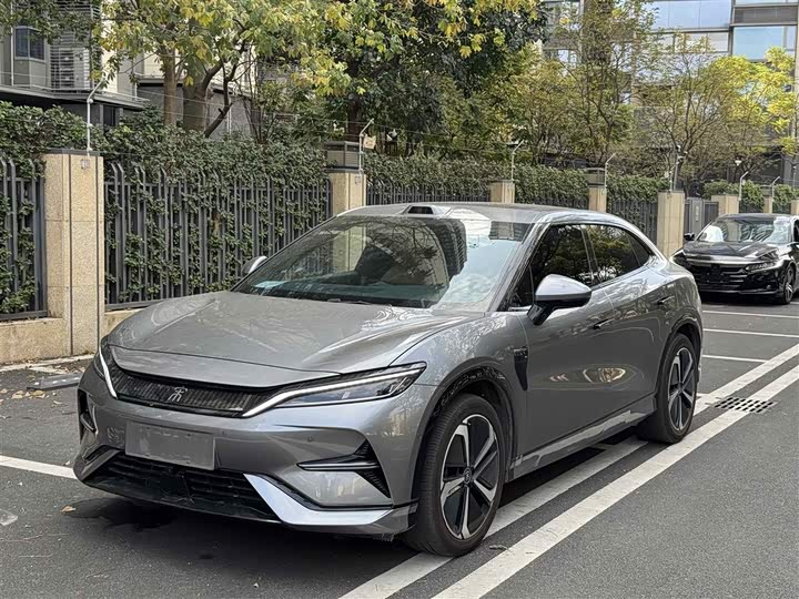 Фото 2 - BYD Song L