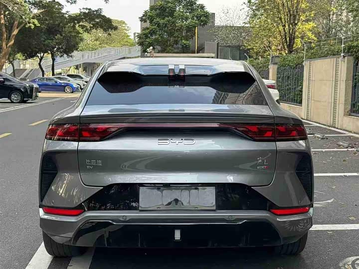 Фото 5 - BYD Song L