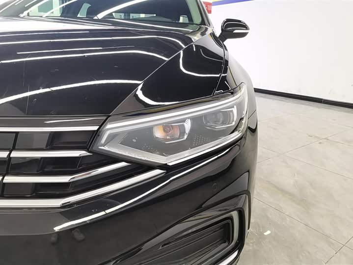 Фото 5 - Volkswagen Magotan GTE Hybrid