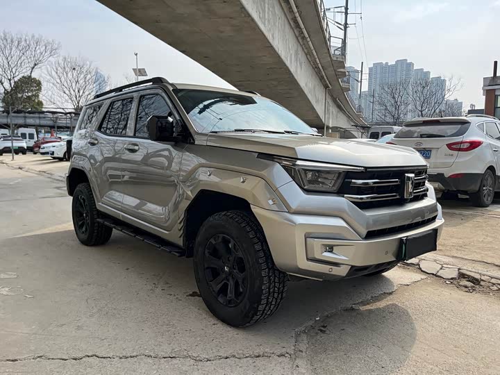 Фото 3 - Tank 400 Hybrid