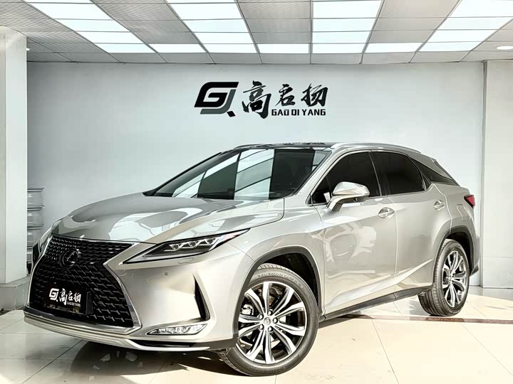 Фото 1 - Lexus RX
