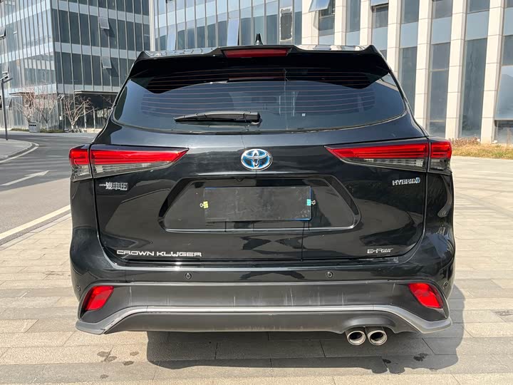 Фото 5 - Toyota Crown Kluger