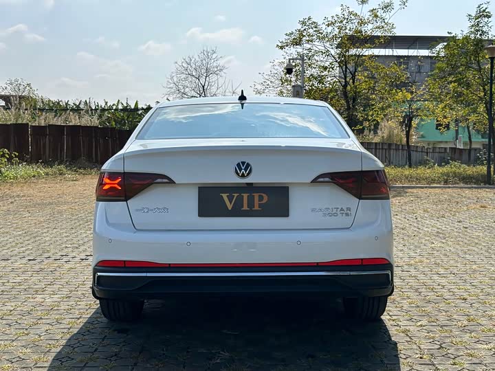 Фото 5 - Volkswagen Sagitar L