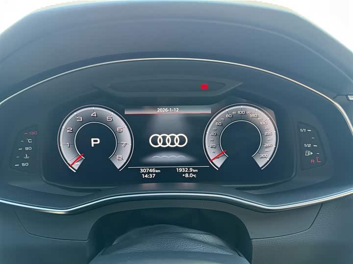 Фото 2 - Audi A6L