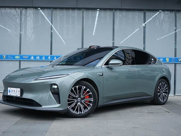 Фото 1 - Nio ET5