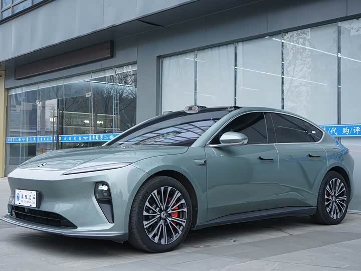 Фото 2 - Nio ET5