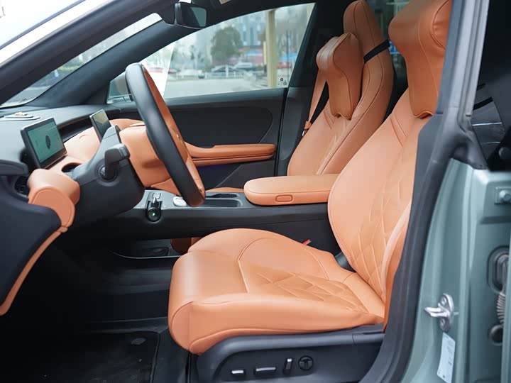 Фото 9 - Nio ET5