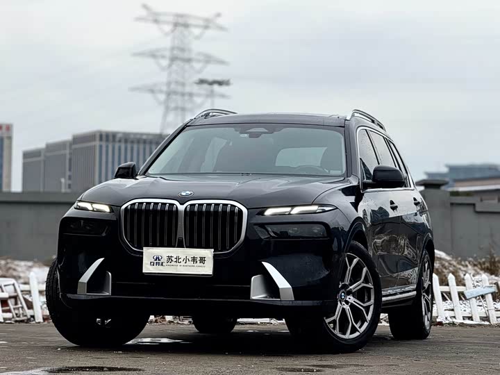 Фото 2 - BMW X7
