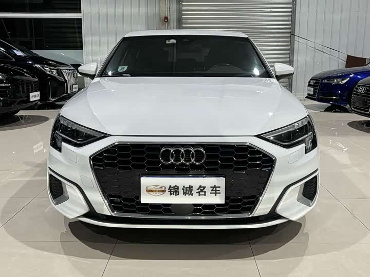 Фото 2 - Audi A3