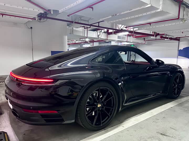 Фото 3 - Porsche 911