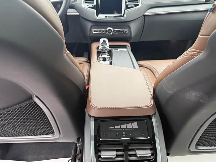 Фото 5 - Volvo XC90 Hybrid