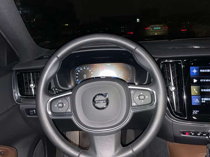 Фото 6 - Volvo S60 Hybrid