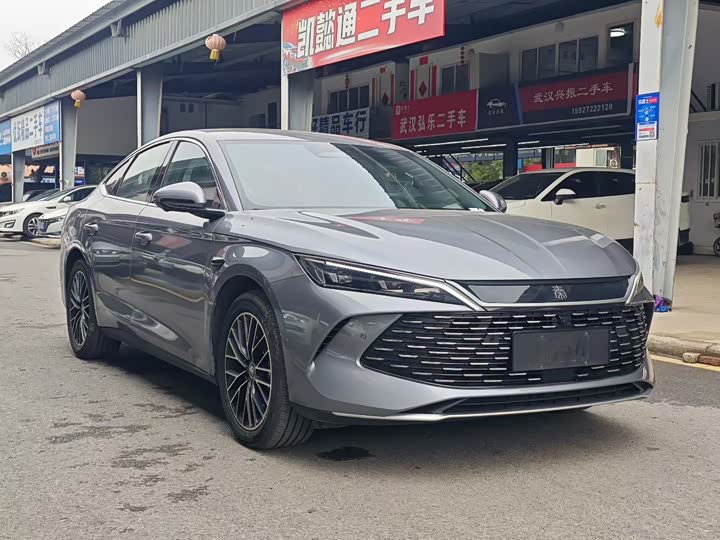 Фото 3 - BYD Qin Plus