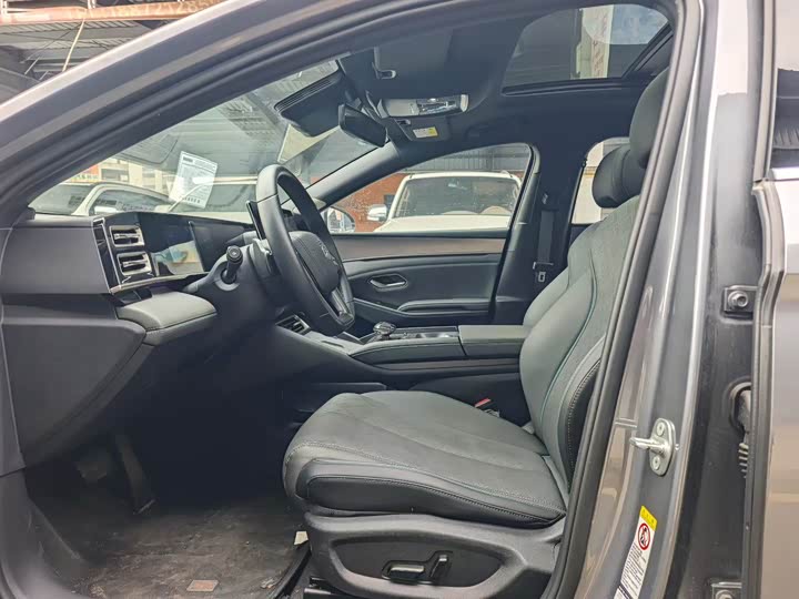 Фото 6 - BYD Qin Plus