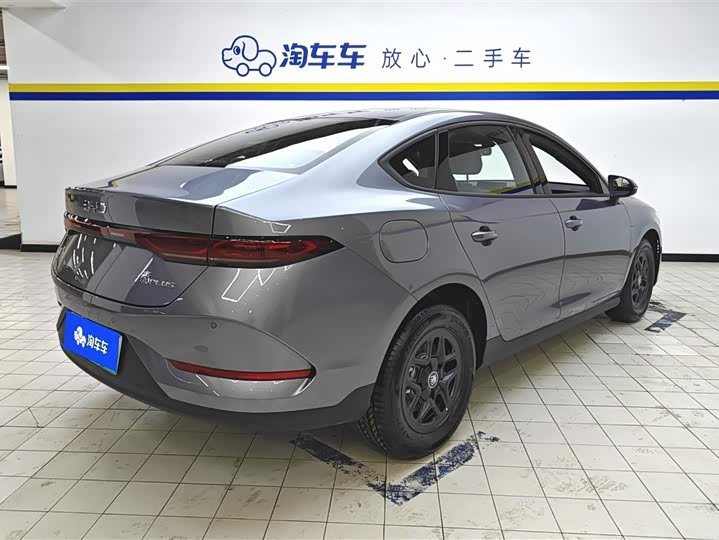 Фото 3 - BYD Qin Plus