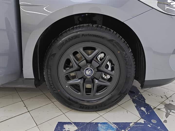 Фото 6 - BYD Qin Plus