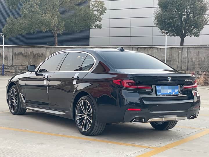 Фото 4 - BMW 5 Series