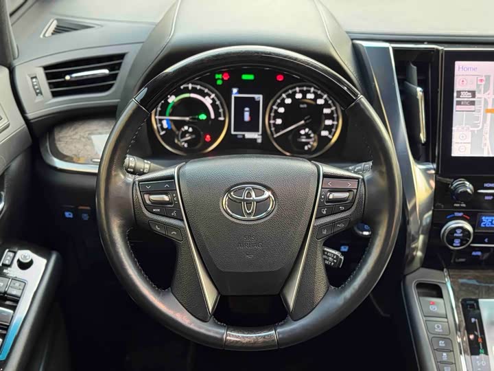 Фото 3 - Toyota Vellfire