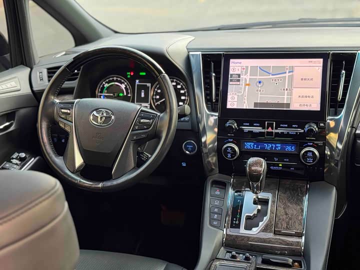 Фото 9 - Toyota Vellfire