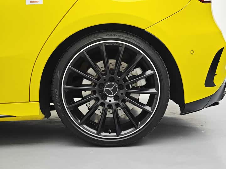 Фото 5 - Mercedes-Benz A-Class AMG