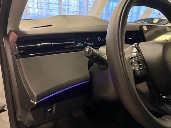 Фото 6 - Honda e:NP2