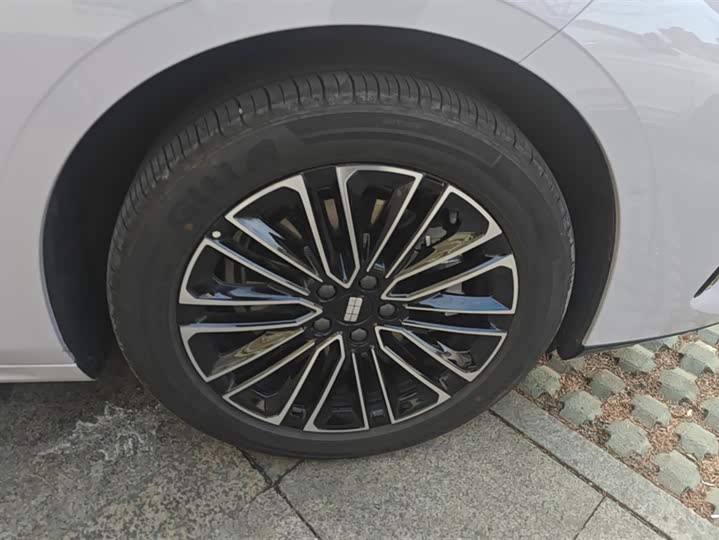 Фото 6 - Geely Galaxy Starshine 8 EM-i