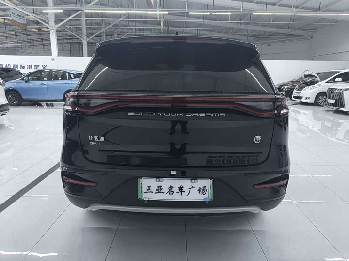 Фото 5 - BYD Tang Hybrid/EV